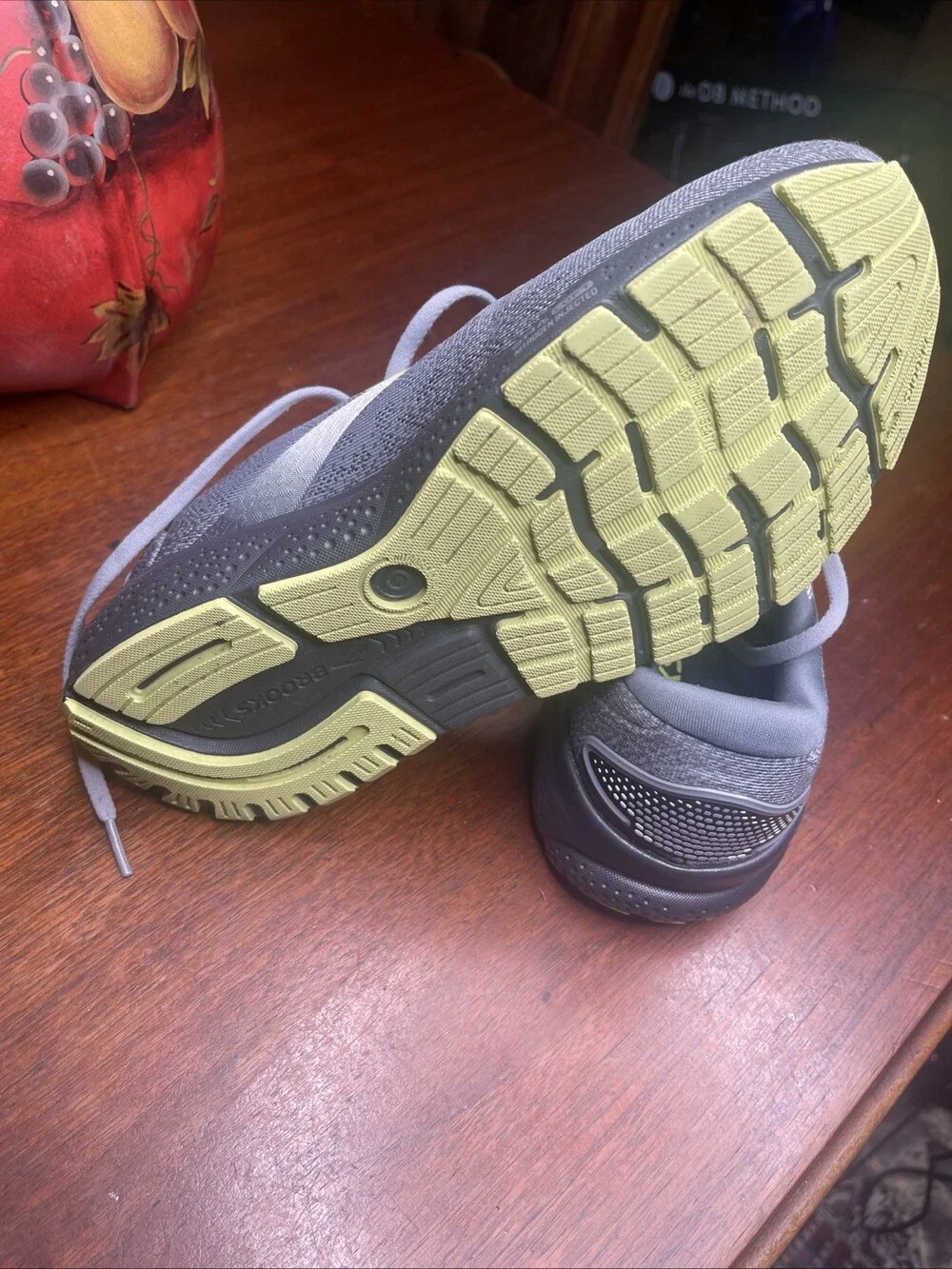 Brooks Men Ghost 16 Running Shoes Size 8 EU 41 Medium Gray Sneakers Comfortable
